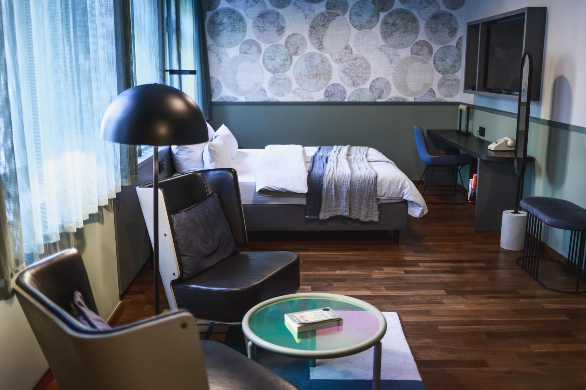 Large Double Room